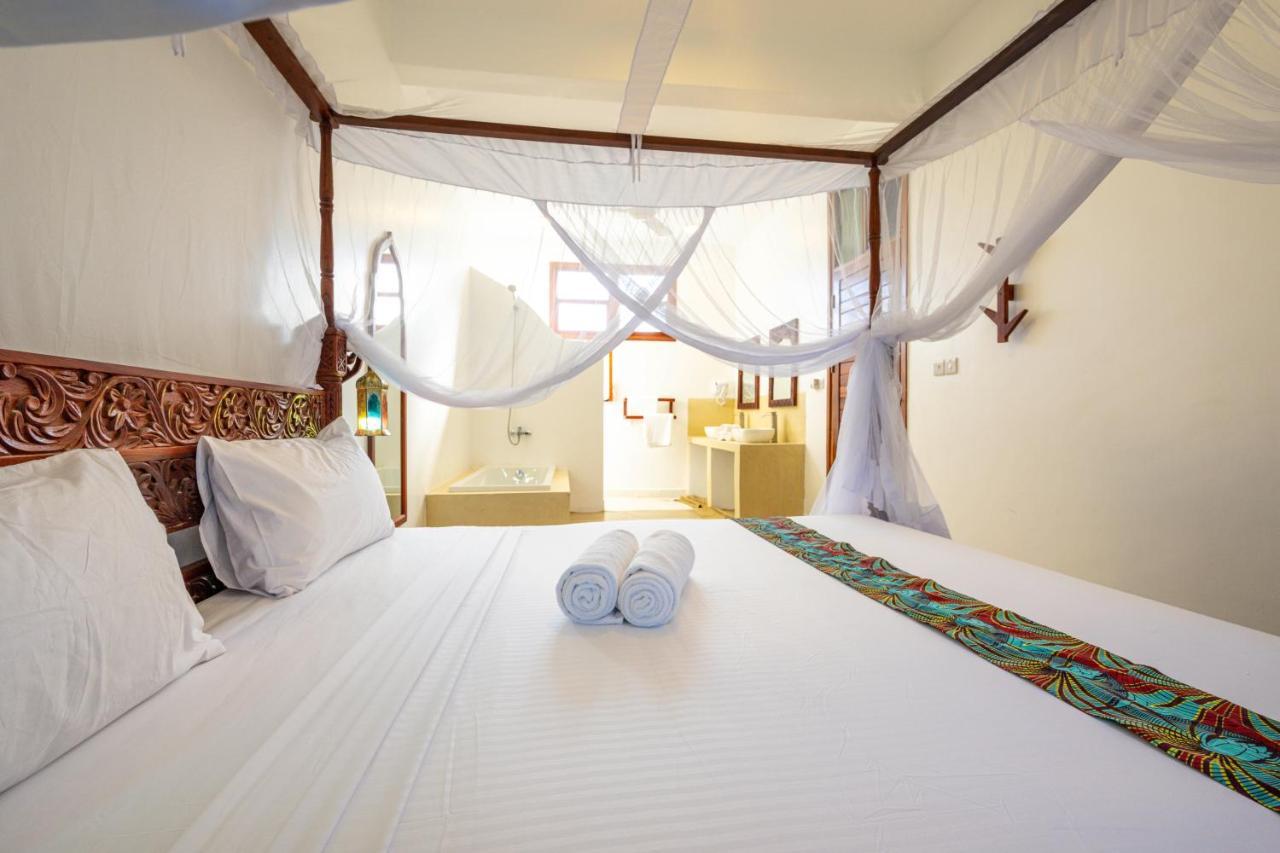 Tasneem Islamic Luxury Suites Джамбиани Экстерьер фото