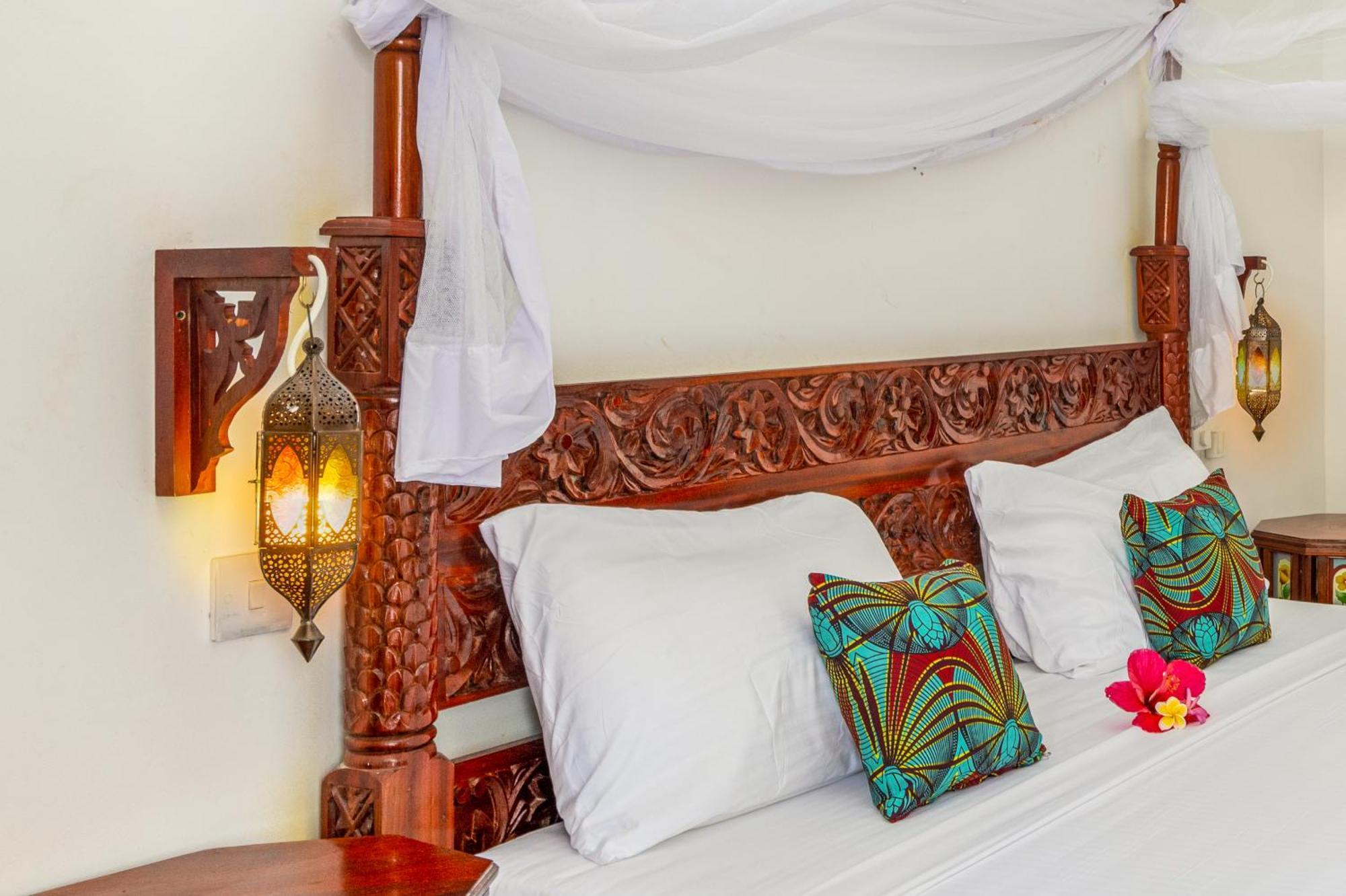 Tasneem Islamic Luxury Suites Джамбиани Экстерьер фото