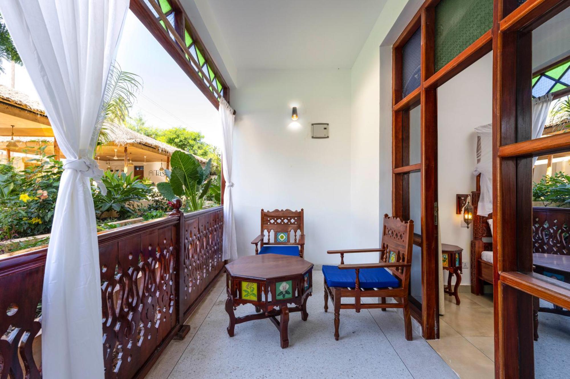 Tasneem Islamic Luxury Suites Джамбиани Экстерьер фото
