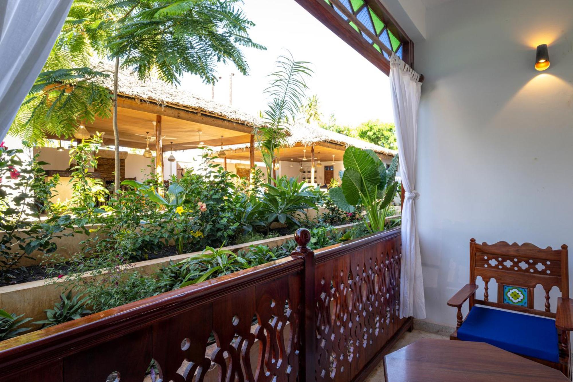 Tasneem Islamic Luxury Suites Джамбиани Экстерьер фото