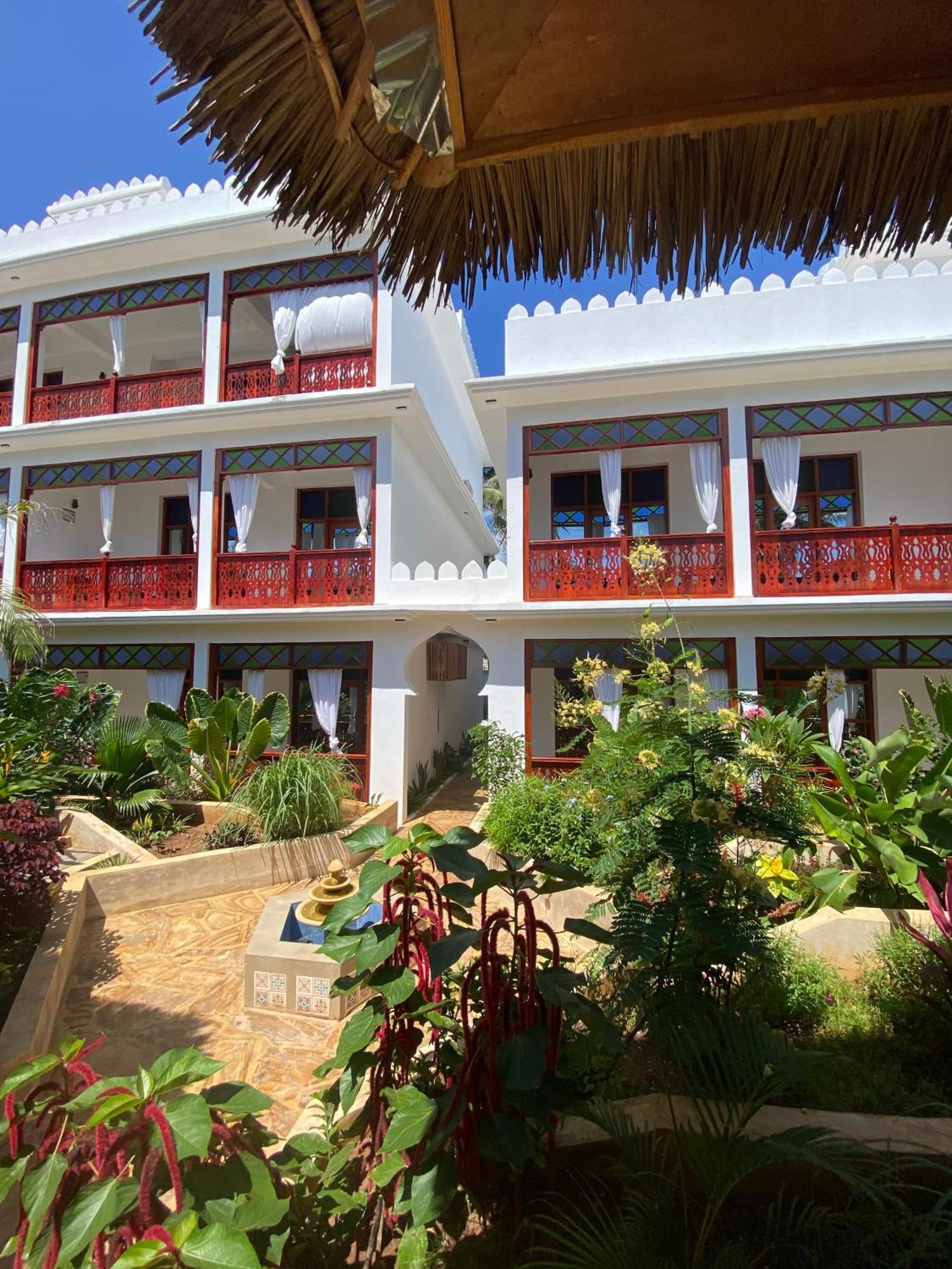 Tasneem Islamic Luxury Suites Джамбиани Экстерьер фото